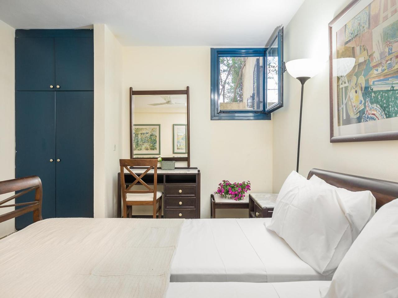 Barbati Beach Bungalow Екстер'єр фото